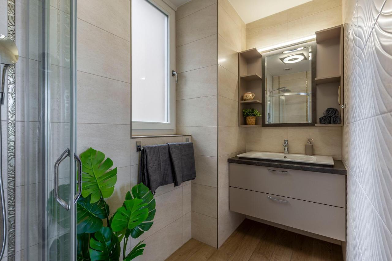 Luxury Residence With A Beautiful View For The Danube River Budapest Esterno foto