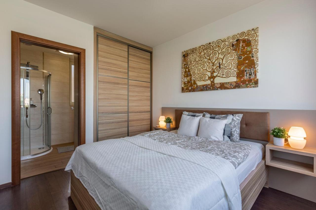 Luxury Residence With A Beautiful View For The Danube River Budapest Esterno foto